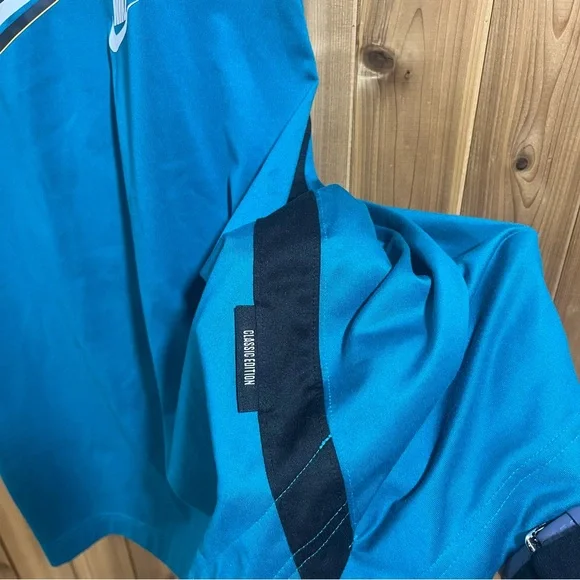 Detroit Pistons Nike Teal Hardwood Classics Pregame Warmup T-Shirt Mens XL - Picture 4 of 7